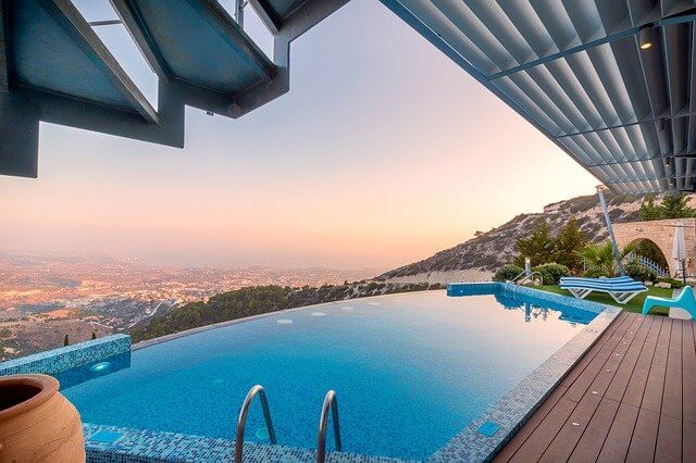 Infinity-Pool